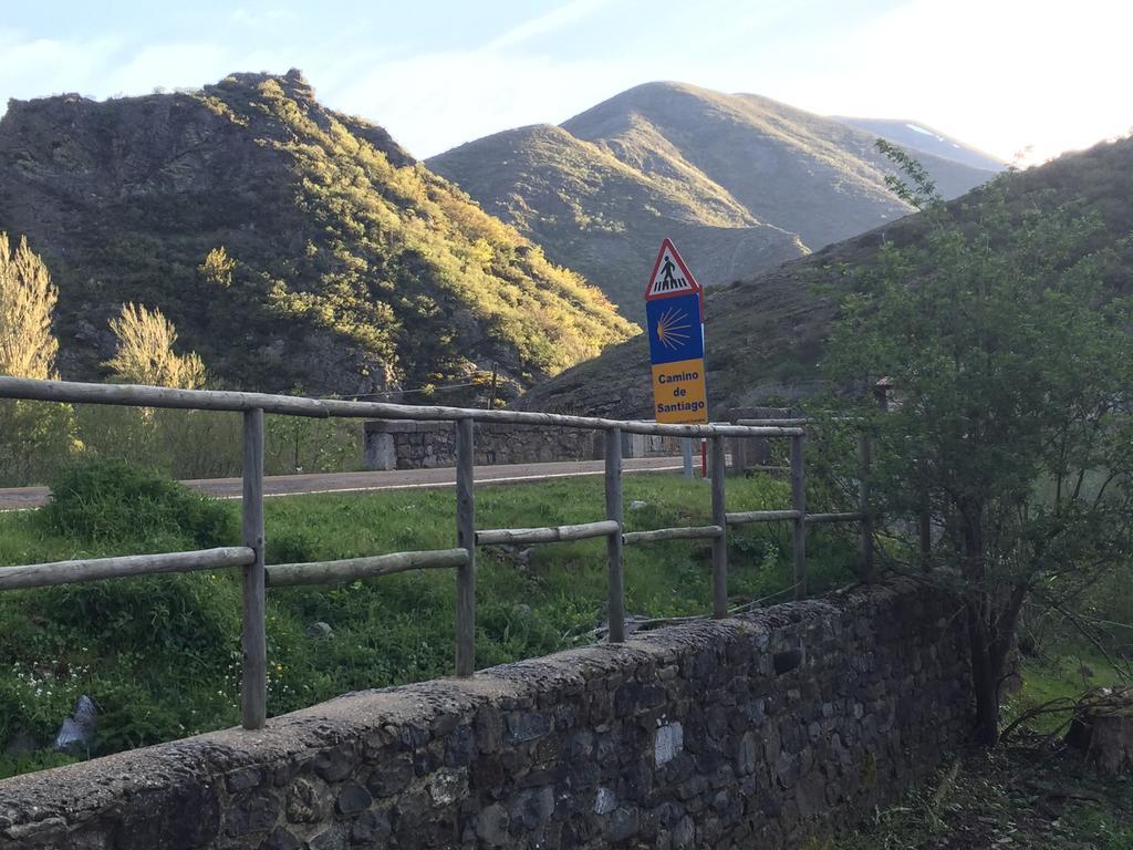 Portilla de la Reina El Invernal De Picos المظهر الخارجي الصورة