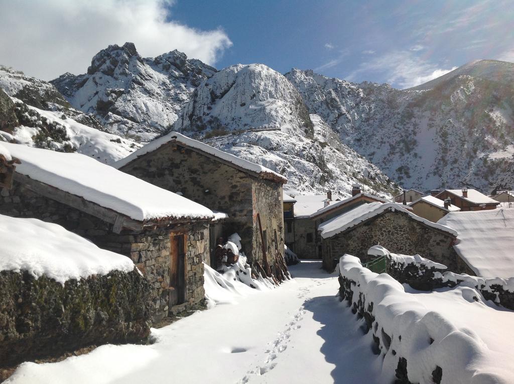 Portilla de la Reina El Invernal De Picos المظهر الخارجي الصورة